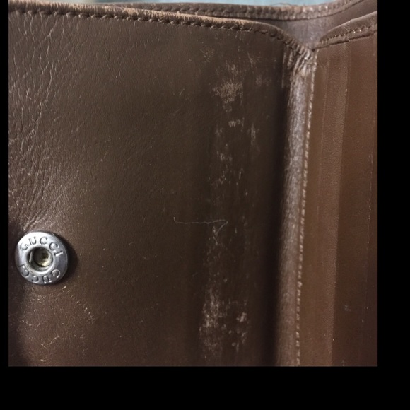 Vintage Authentic Gucci Wallet - Picture 5 of 8